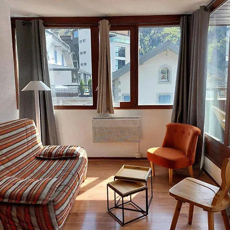 3 Pieces A Avec Terrasse, Parking Et Animaux Admis - Fr-1-517-14 샤모니